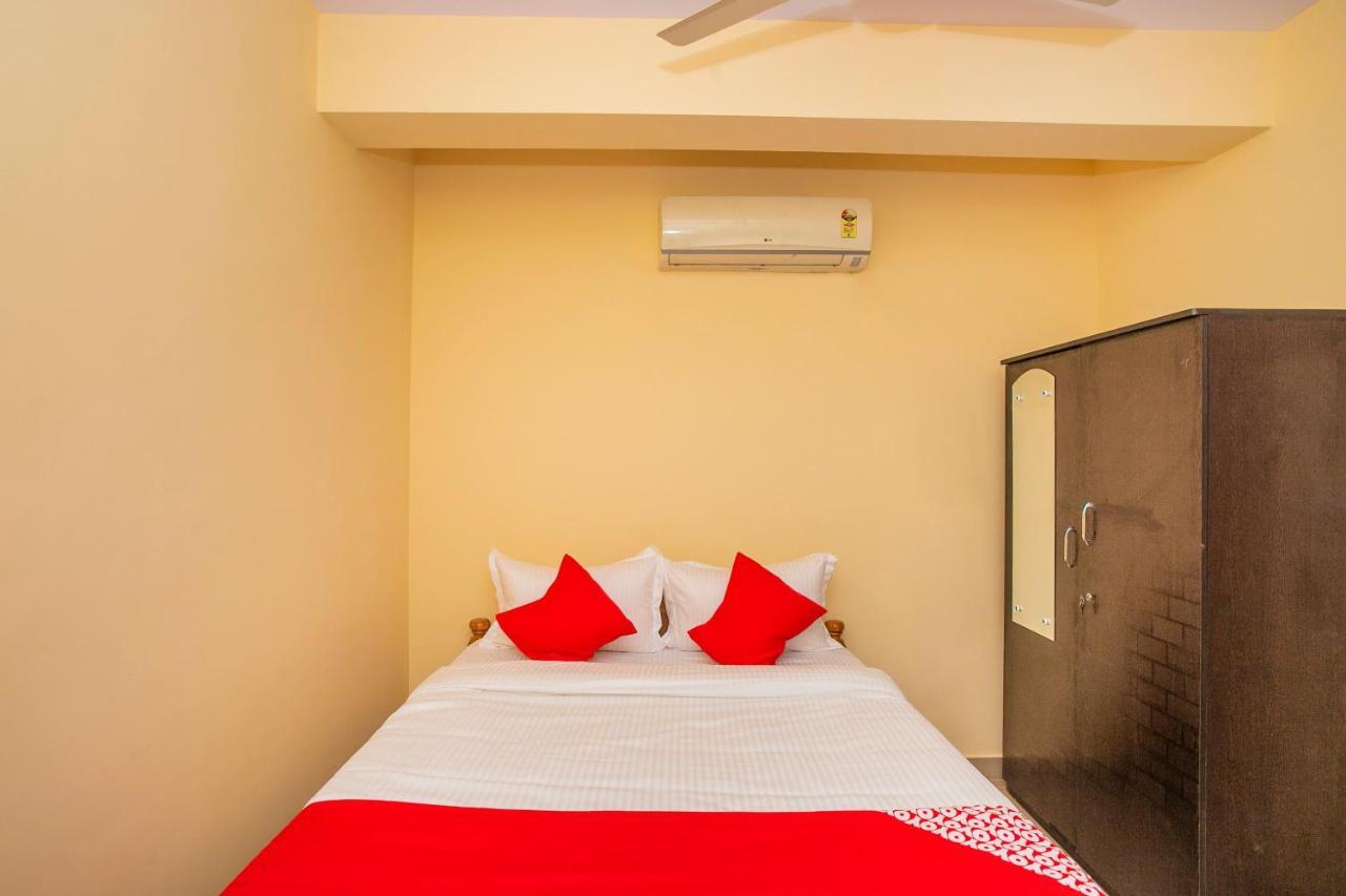 Oyo 25032 Seven Hills Guestline Hotel Bangalore Exterior foto